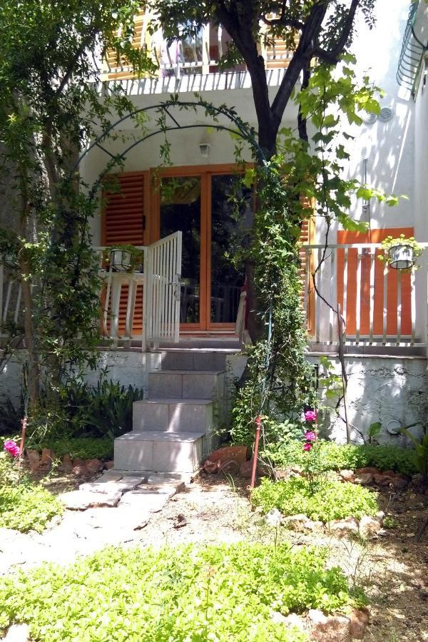 Apartments With A Parking Space Bol, Brac - 4658 Екстер'єр фото